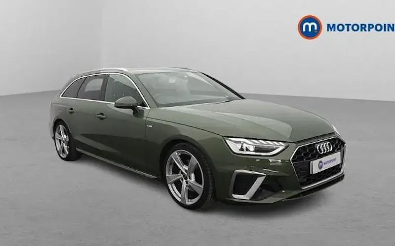 Begagnad Audi A4 S-Line 150 HK (110 kW) 2025 Sedan