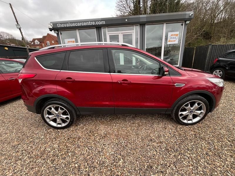 Used Ford Kuga Titanium X 180 HP (132 kW) 2016 Red SUV