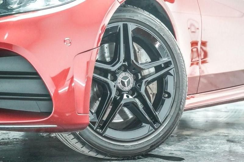 Used Mercedes C300 AMG Line Premium 245 HP (180 kW) 2019 Red Coupe
