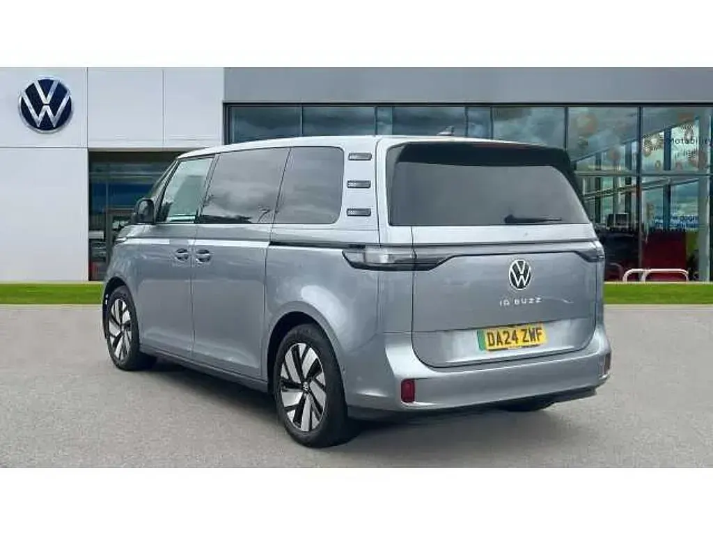 Used VW ID. Buzz Pro 150 kW (204 HP) 2024 Silver MPV