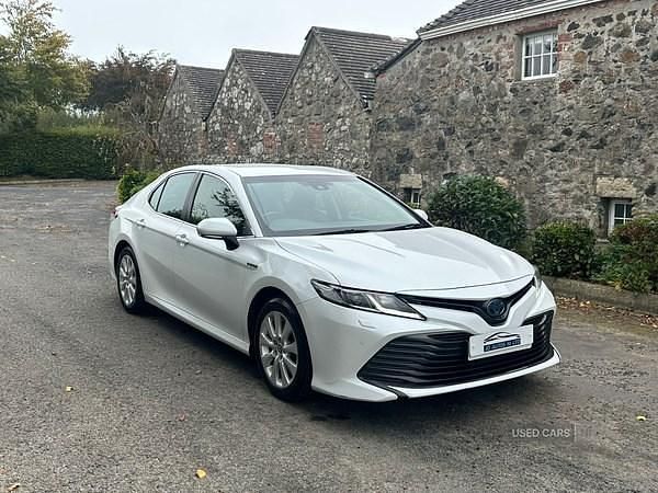 White Used 2020 Toyota Camry Design Sedan | £13,495 (Fair price) - Image 1/4