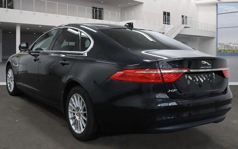 Used Jaguar XF Prestige 163 HP (119 kW) 2020 Sedan