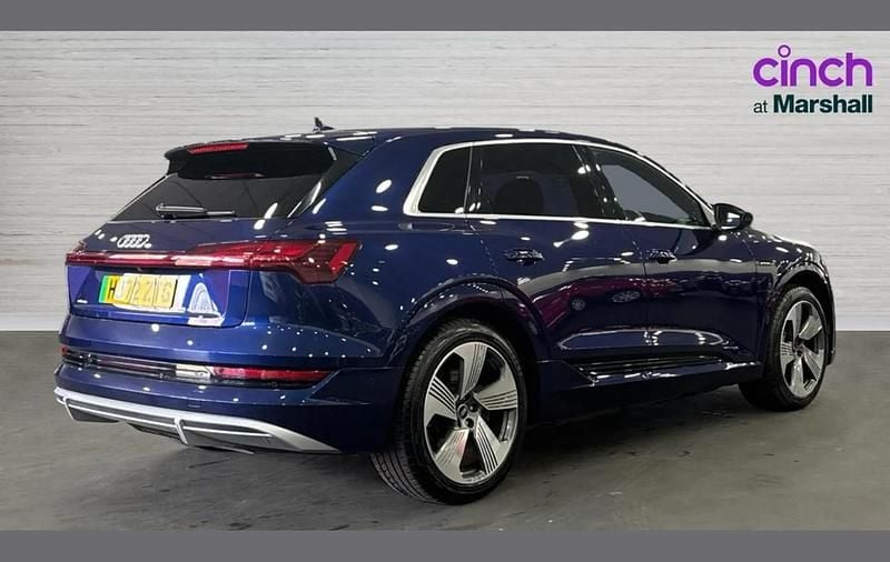 Usado Audi e-tron S-Line 300 kW (408 HP) 2022 Azul SUV