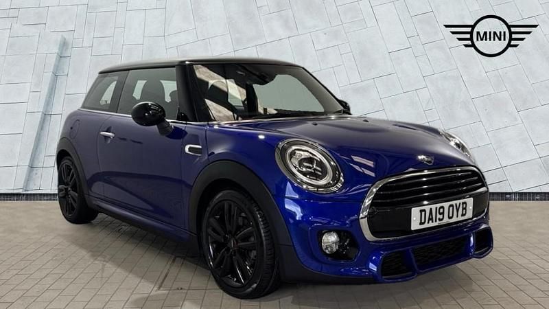 Used Mini Cooper Hatch 134 HP (98 kW) 2019 Blue Hatchback