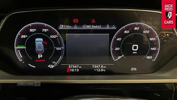 Usado Audi e-tron Advanced 369 kW (503 HP) 2021 Azul SUV