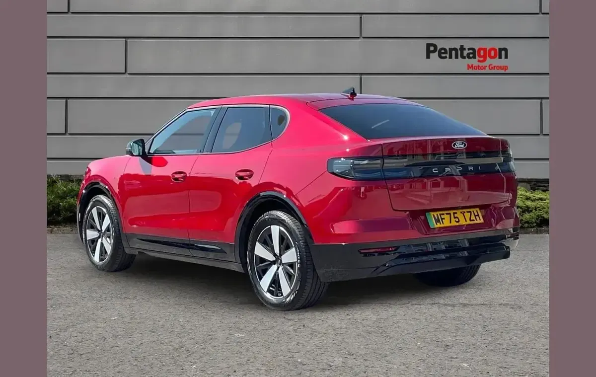 Used Ford Capri Select 210 kW (286 HP) 2026 Red SUV