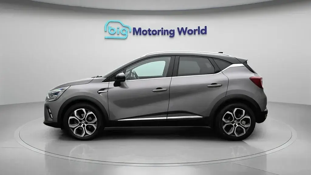 Usado Renault Captur Techno 145 HP (106 kW) 2023 Cinzento SUV