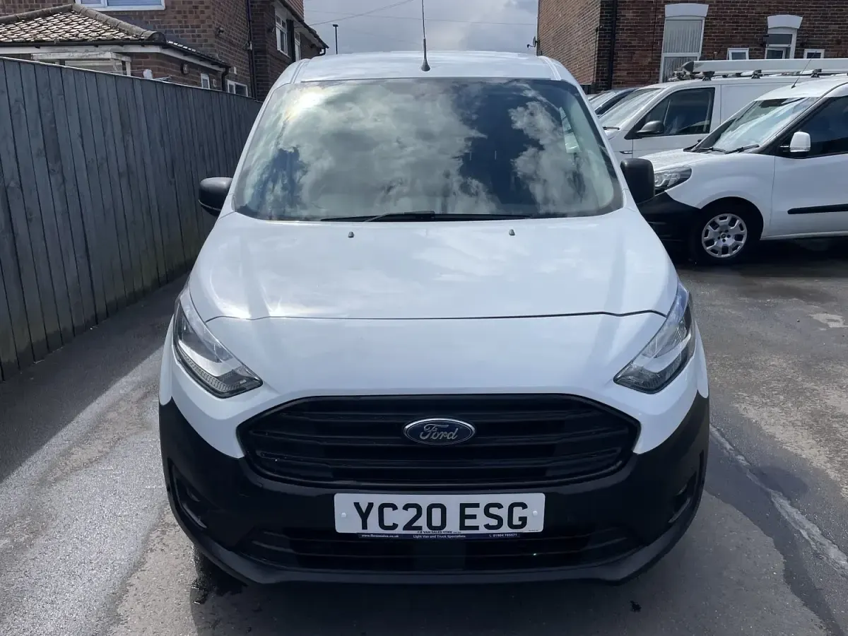 Used Ford Transit Connect 2020 White MPV