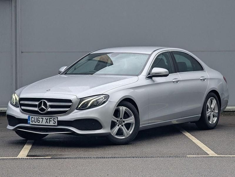 Begagnad Mercedes E220 SE 2017 Silver Sedan