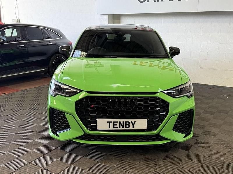 Used Audi RS Q3 Sportback Advanced 400 HP (294 kW) 2020 Green SUV