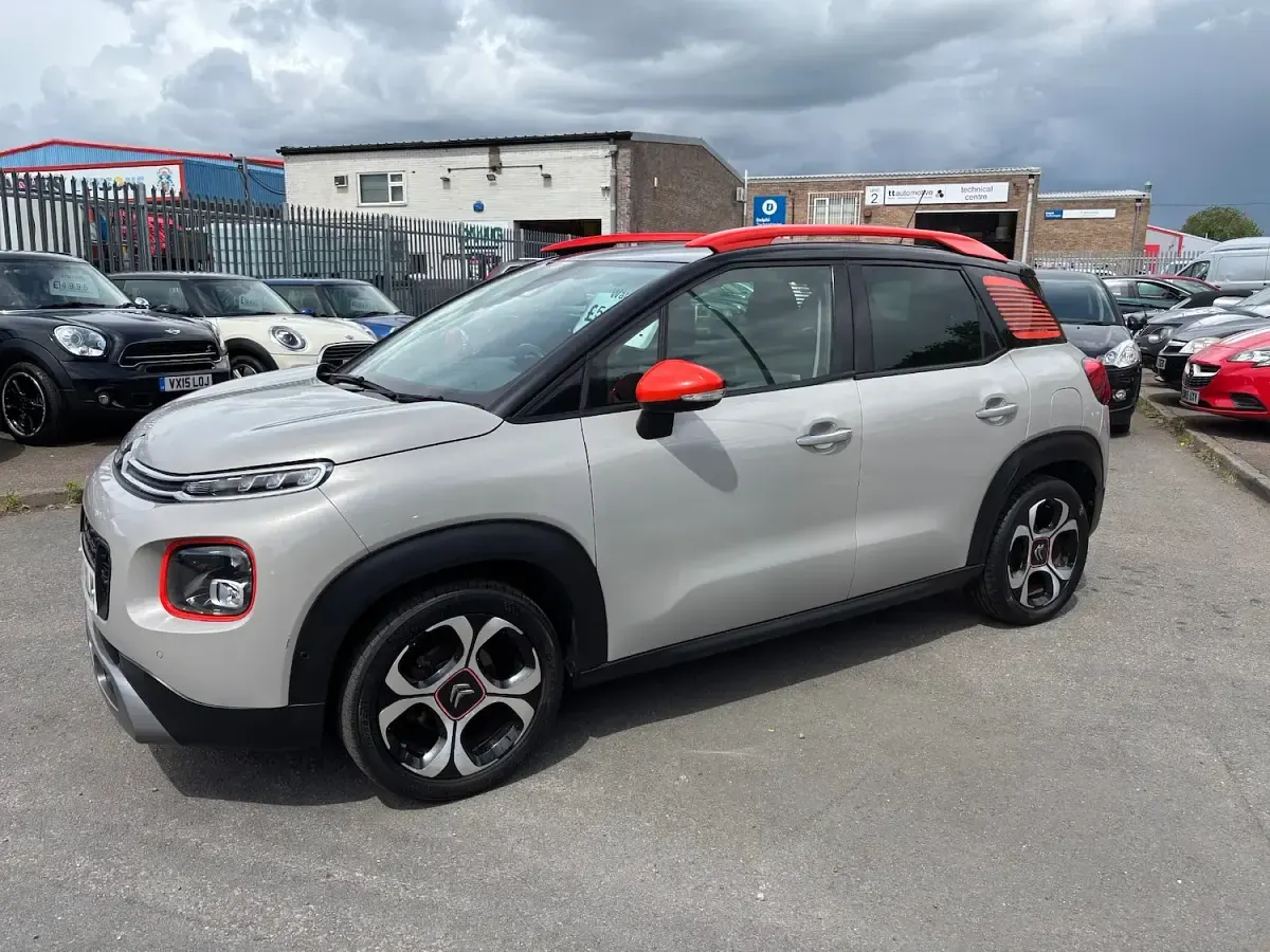 Used Citroën C3 Aircross Flair 100 HP (73 kW) 2017 Beige SUV