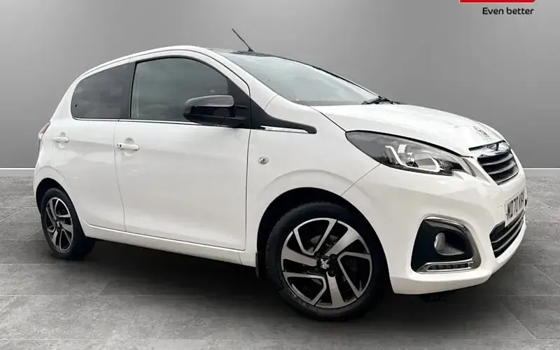 Begagnad Peugeot 108 Allure 72 HK (52 kW) 2022 Halvkombi