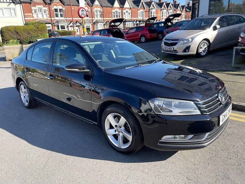 Used VW Passat S 2014 Black Sedan
