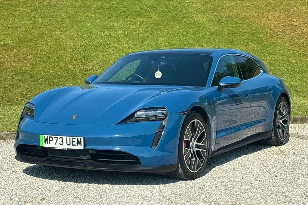 Used Porsche Taycan 4S Sport Turismo Performance Package 419 kW (571 HP) 2023 Blue Estate