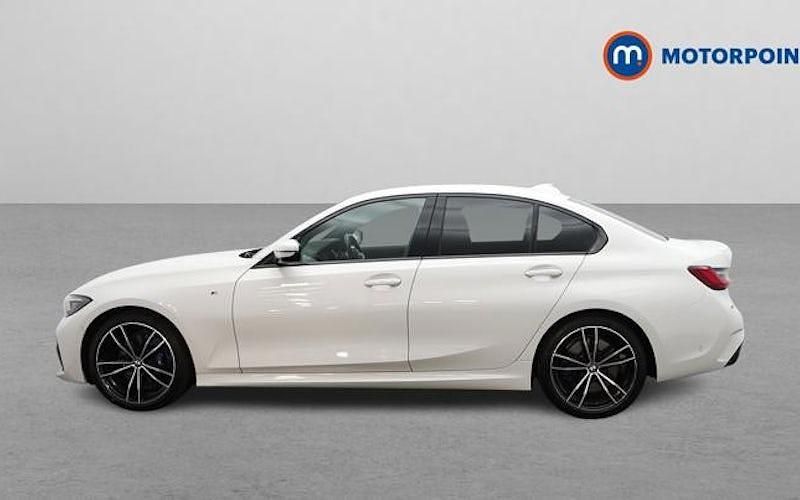Used BMW 330 M Sport 258 HP (189 kW) 2022 White Sedan