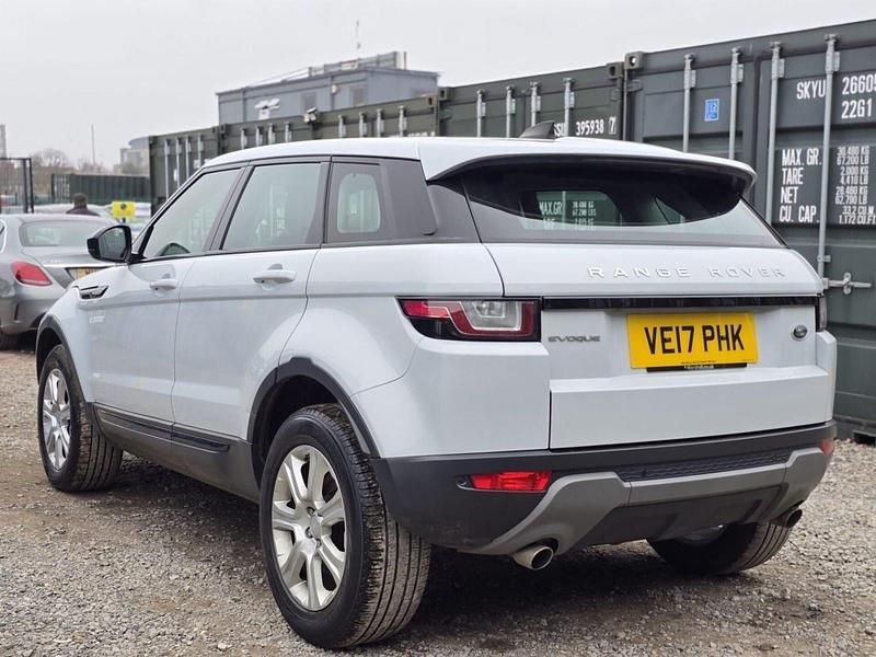 Used Land Rover Range Rover evoque SE 180 HP (132 kW) 2017 White Estate
