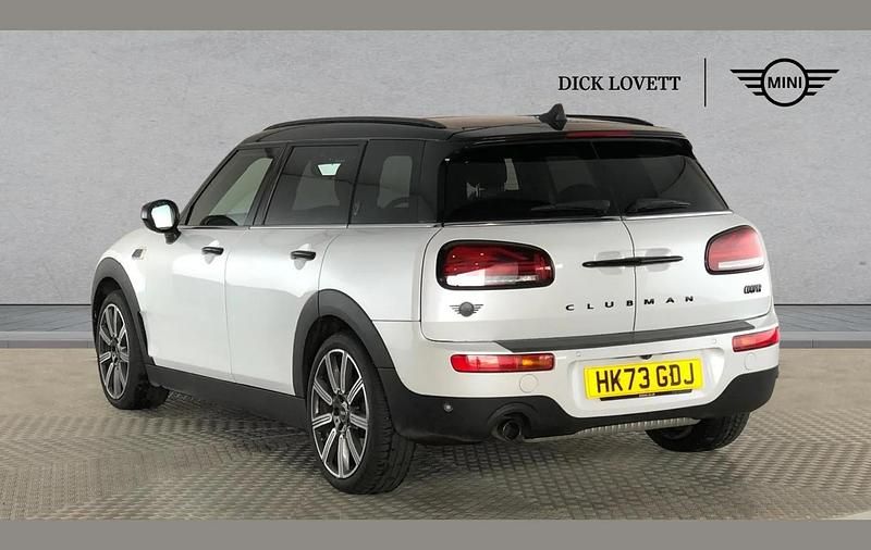 Used Mini Cooper Clubman Exclusive 136 HP (100 kW) 2023 White Estate