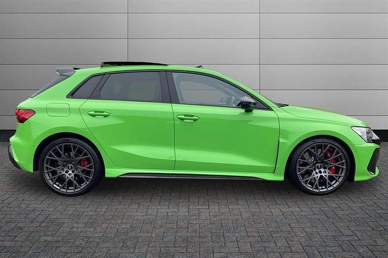 Used Audi RS3 Comfort 400 HP (294 kW) 2025 Kyalami green Sedan