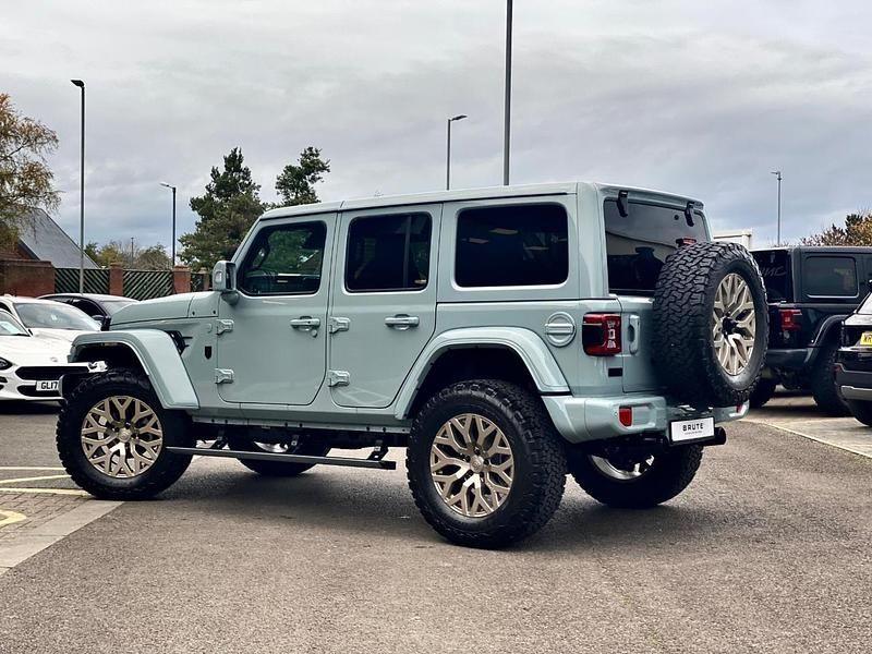 New Jeep Wrangler Sahara 272 HP (200 kW) 2025 Black SUV