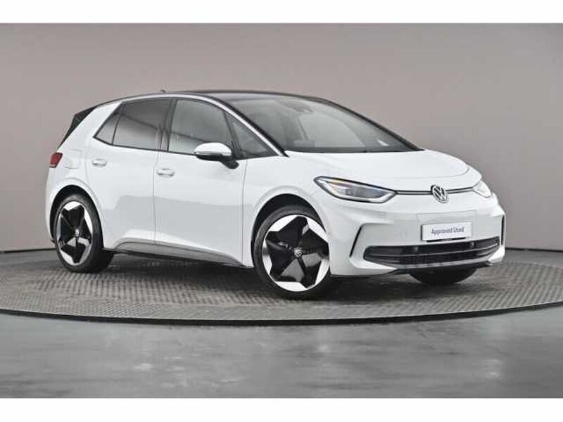 Used 2024 VW ID.3 Pro Hatchback | £25,590 - Image 1/4