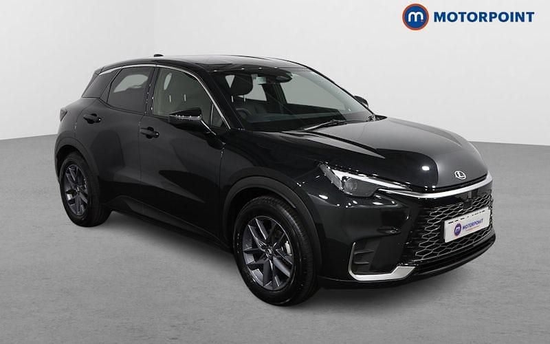 Used 2026 Lexus LBX SUV | £29,599 (Good price) - Image 1/4