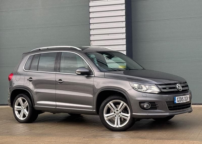 Grey Used 2015 VW Tiguan R-line SUV | £5,990 (Fair price) - Image 1/4