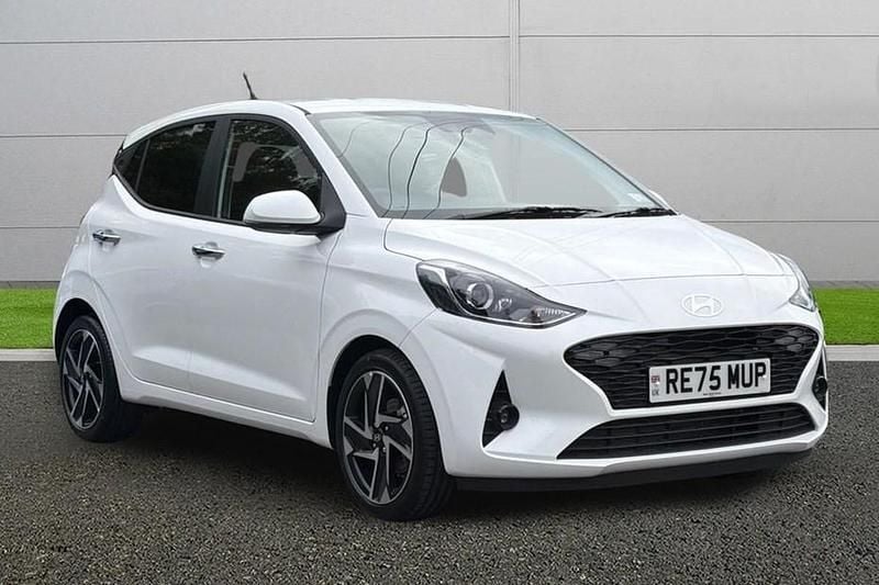 New Hyundai i10 Premium 79 HP (58 kW) 2025 White Hatchback
