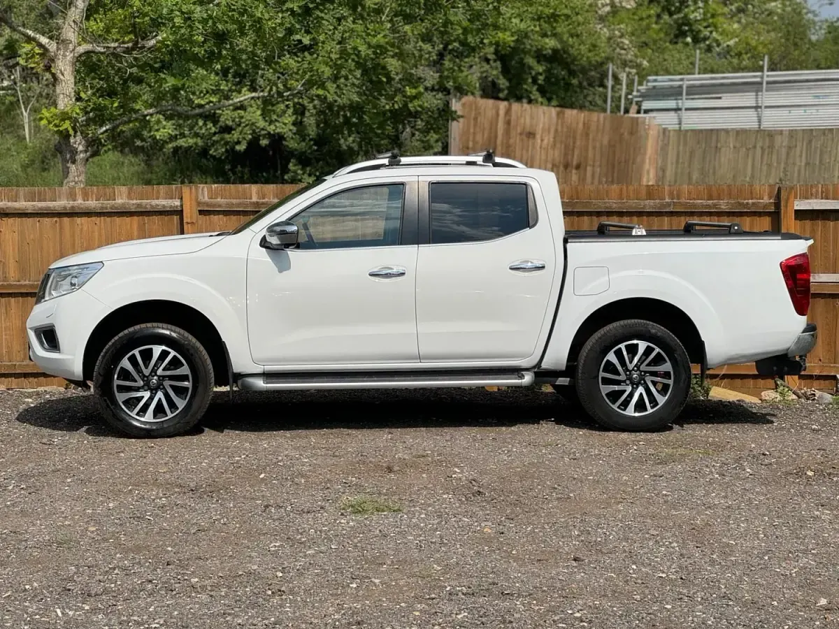 Usado Nissan Navara Tekna 2017 Blanco Pickup/Camioneta