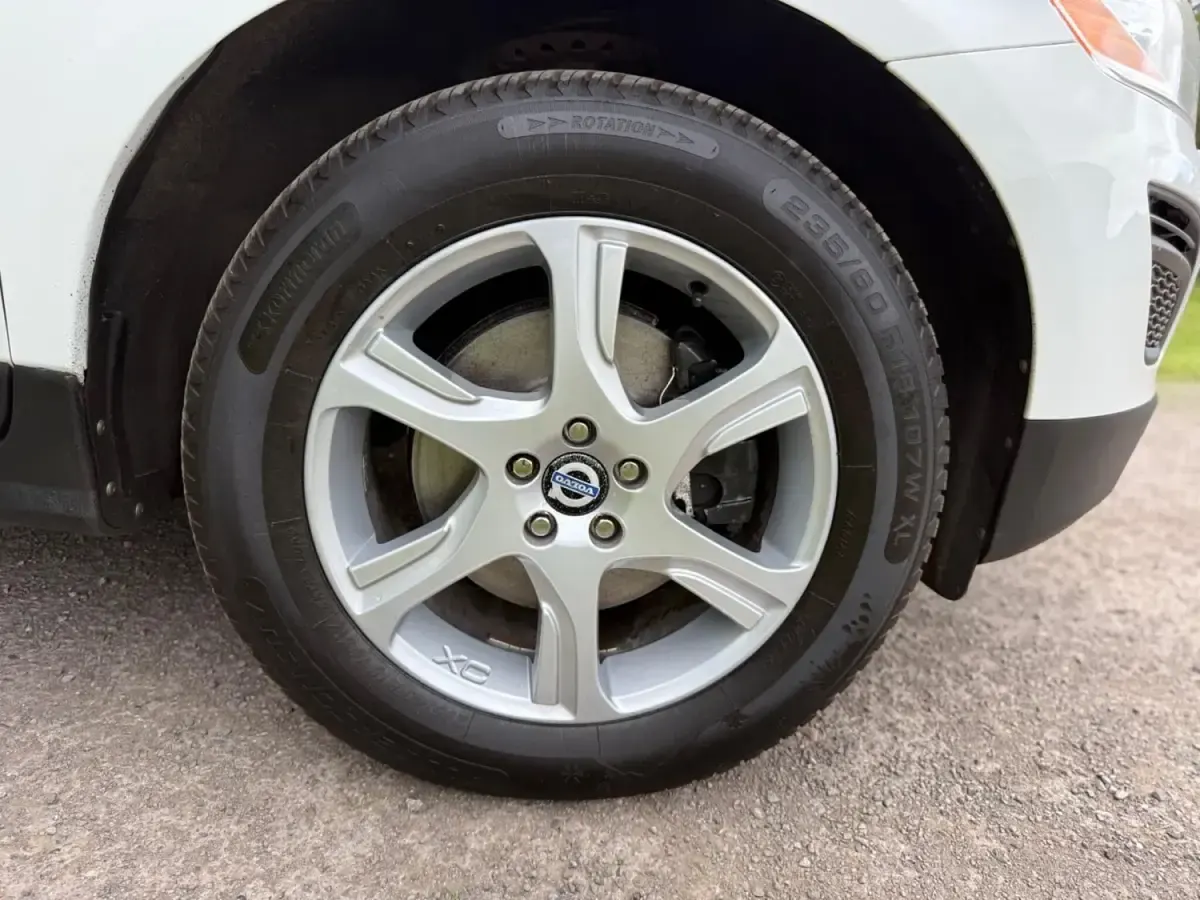 Usado Volvo XC60 SE Lux 2012 Blanco SUV