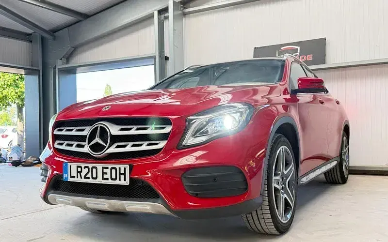Used Mercedes GLA200 AMG line 156 HP (114 kW) 2020 Red SUV