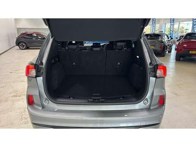 Used Ford Kuga ST-Line X 190 HP (139 kW) 2023 Silver SUV