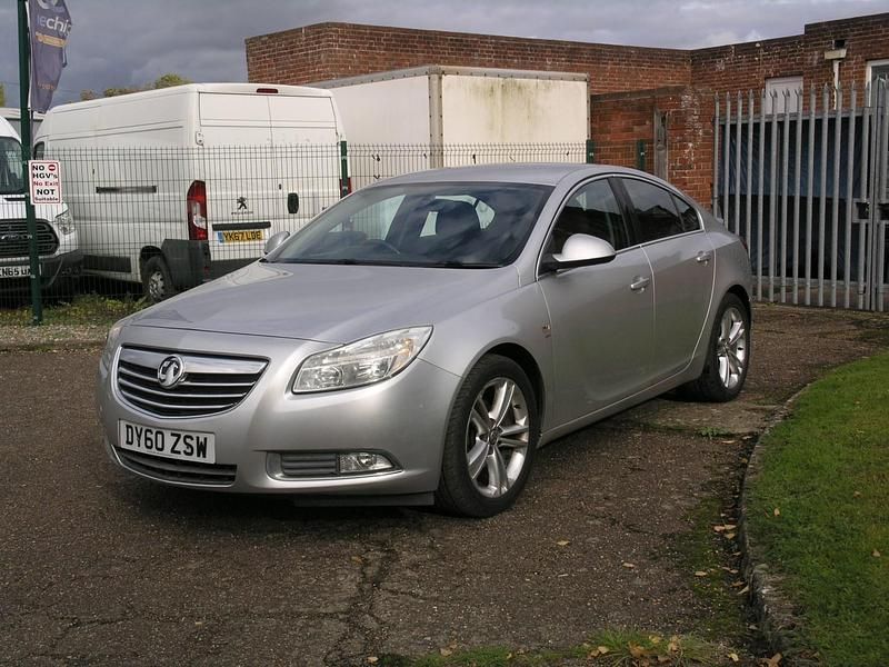 Used Vauxhall Insignia SRi 2010 Silver Hatchback