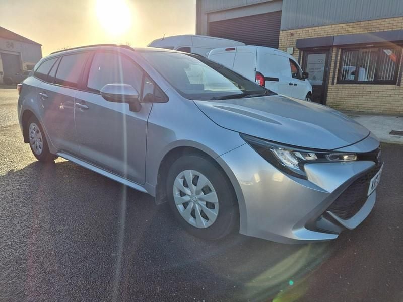 Silver Used 2022 Toyota Corolla | £13,750 (Good price) - Image 1/4