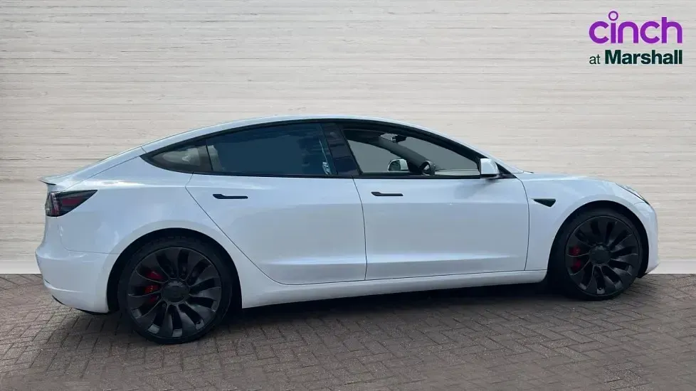 Used Tesla Model 3 Performance 461 kW (627 HP) 2021 White Sedan