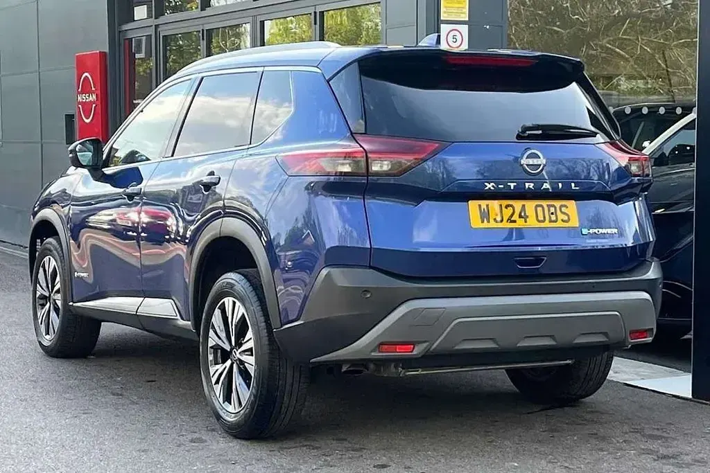 Used Nissan X-Trail N-Connecta 213 HP (156 kW) 2024 Blue SUV