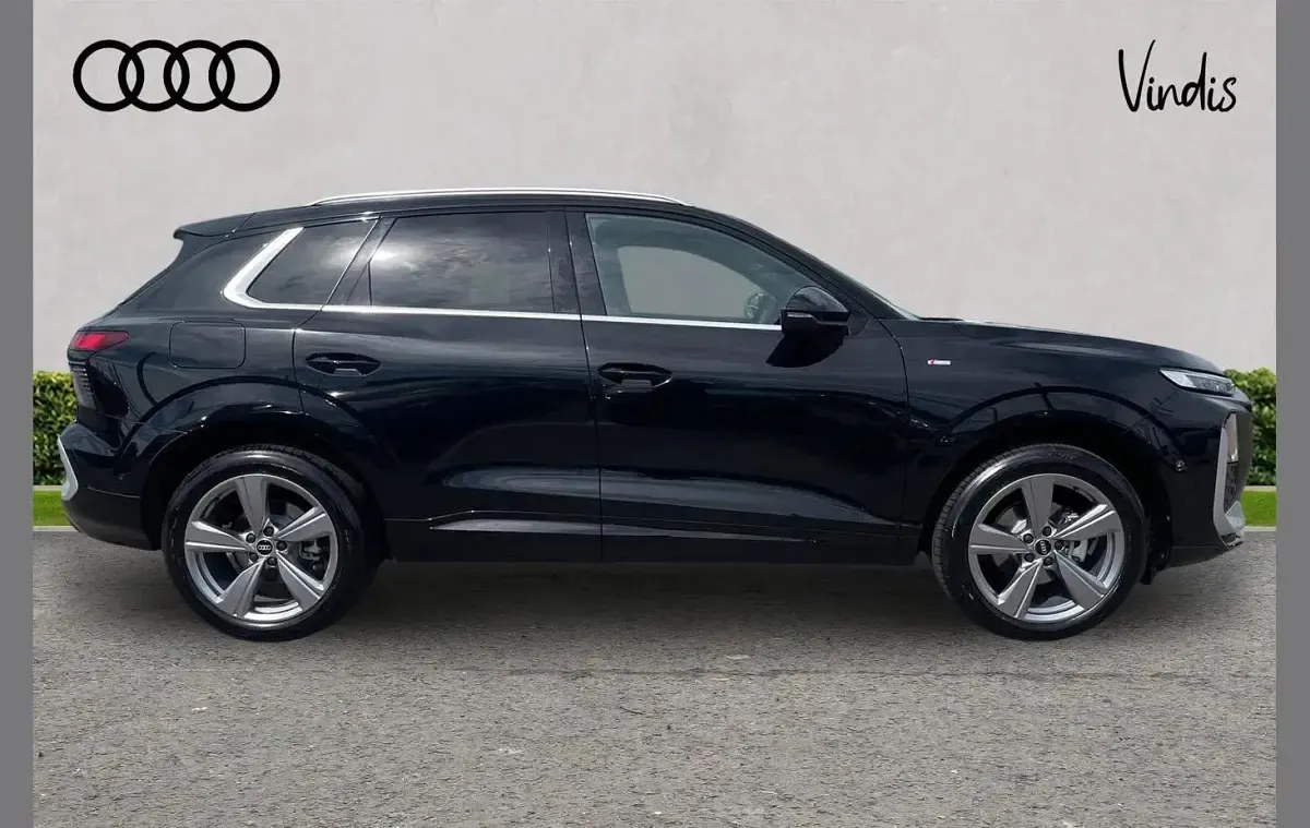 Used Audi Q3 S-Line 147 HP (108 kW) 2026 Black SUV