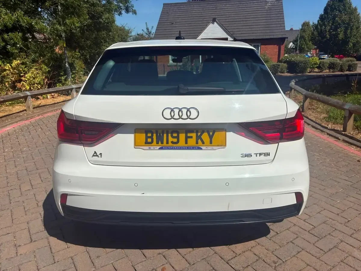 Used Audi A1 Sport 150 HP (110 kW) 2019 White SUV