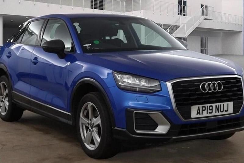 Used Audi Q2 Sport 116 HP (85 kW) 2019 Blue SUV