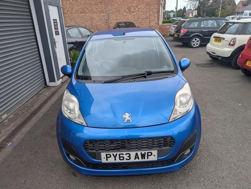 Second-hand Peugeot 107 Active 68 CP (50 kW) 2014 Albastru Hatchback
