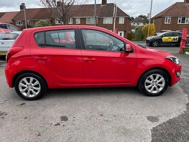 Used Hyundai i20 Active 2015 Red Hatchback