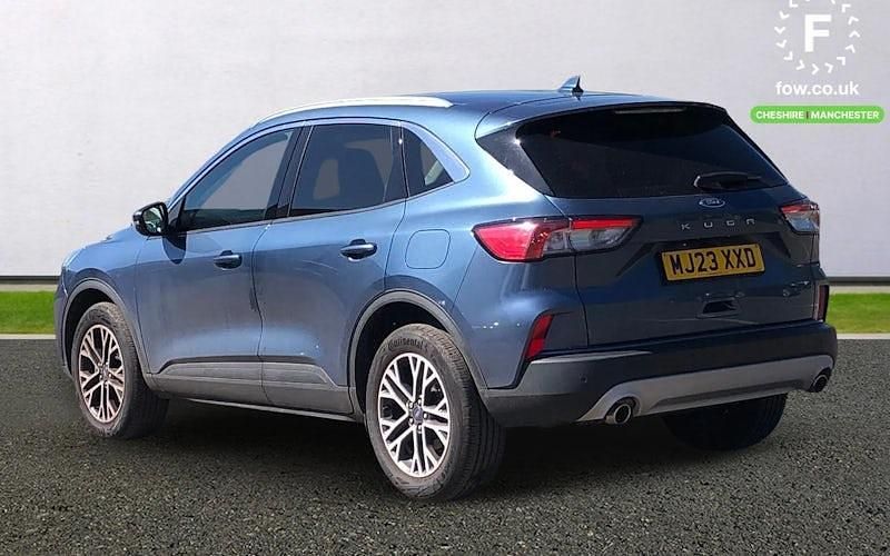 Używany Ford Kuga Titanium 150 KM (110 kW) 2023 Niebieski SUV