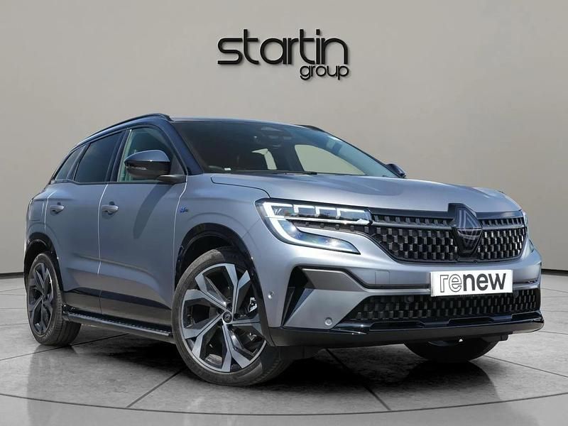 Matte grey with black roof Used 2025 Renault Austral Techno Esprit Alpine SUV | £31,450 (Expensive) - Image 1/1