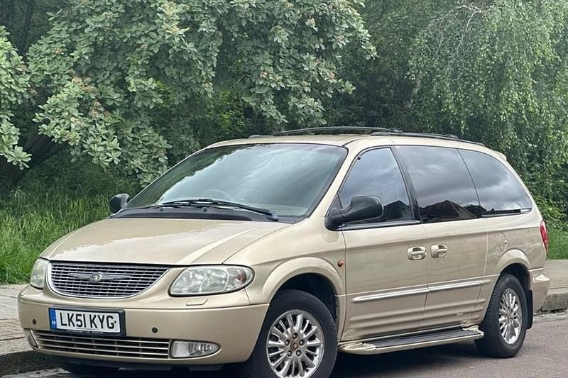 Gold Used 2001 Chrysler Grand Voyager Limited MPV | £3,995 - Image 1/1