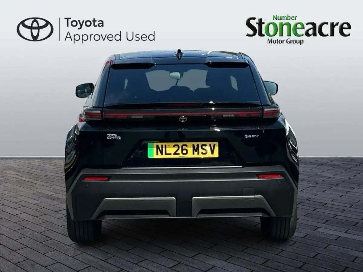 Used Toyota C-HR Design 224 HP (164 kW) 2026 Black SUV