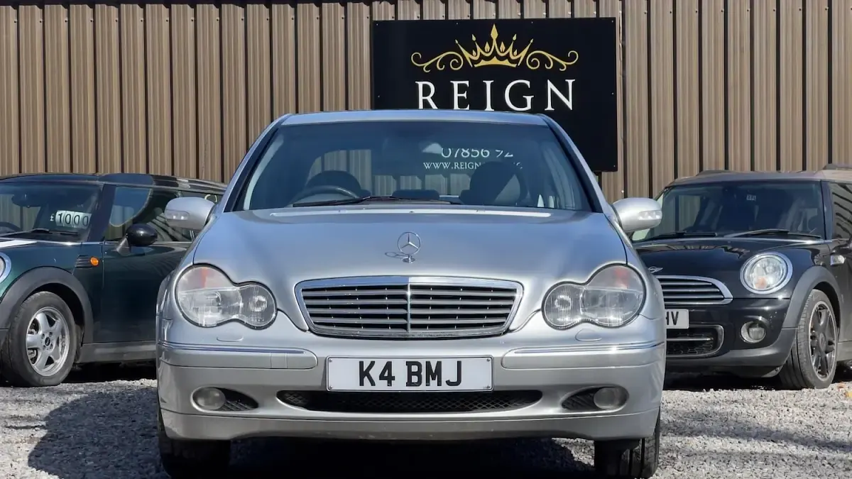 Used Mercedes C180 Elegance 2002 Silver Sedan