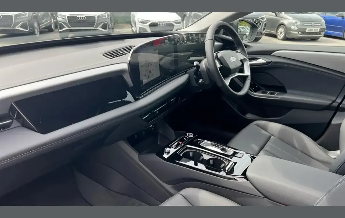 New Audi A6 e-tron Sport 206 kW (281 HP) 2025 Black Hatchback