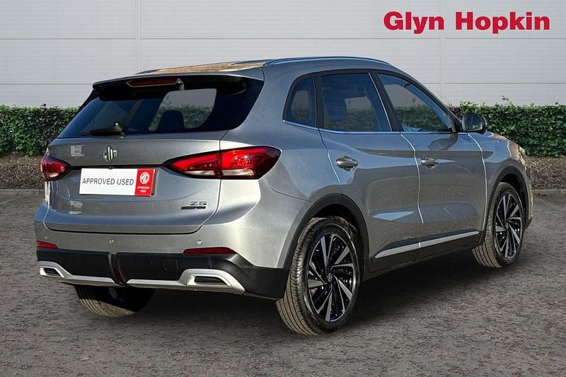 Used MG ZS Trophy 2025 Silver Hatchback