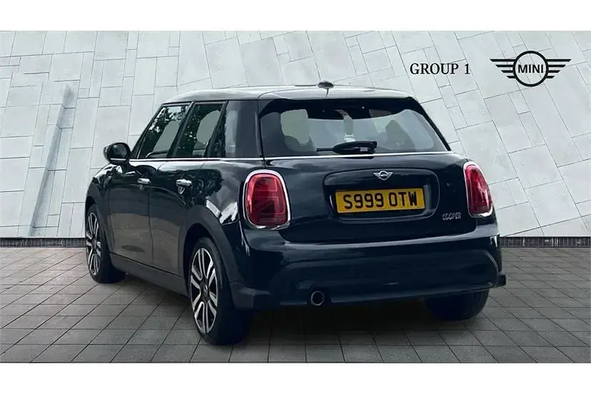 Used Mini Cooper Exclusive 136 HP (100 kW) 2022 Enigmatic black Hatchback
