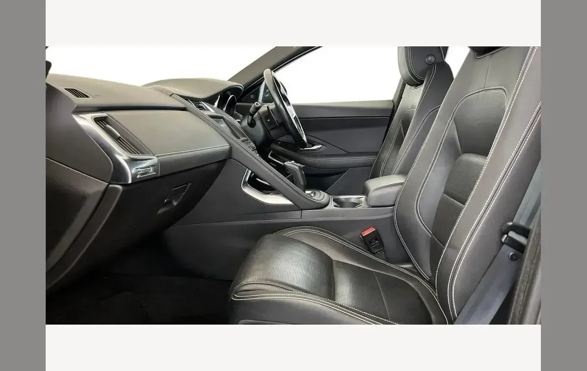 Używany Jaguar E-Pace R-Dynamic 240 KM (176 kW) 2018 Czarny SUV