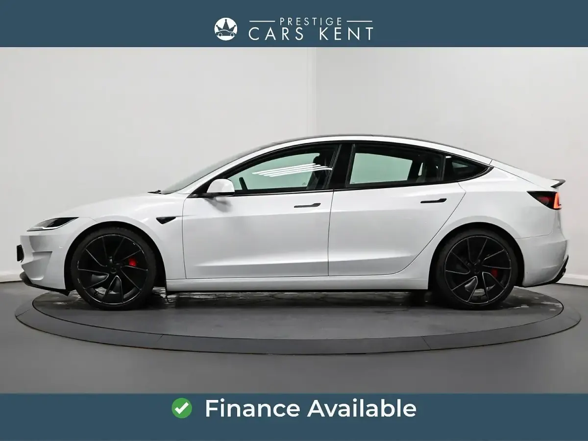 Used Tesla Model 3 Performance 461 kW (627 HP) 2024 White Sedan